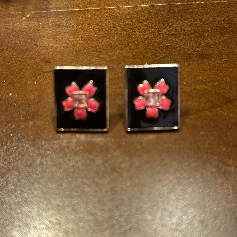 Women’s clip on black and pink with pink center stone earrings